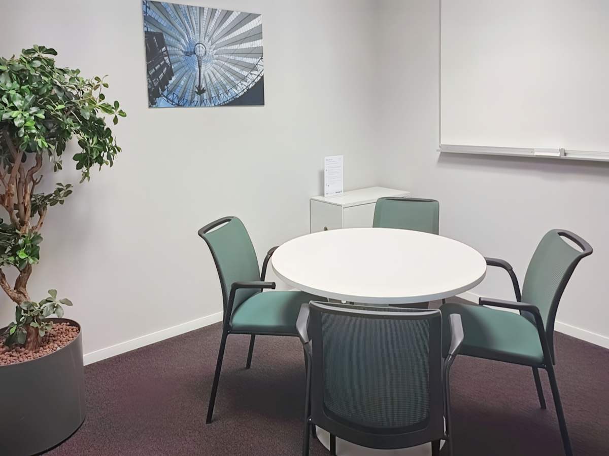 Regus - Berlin, Unter den Linden photo 5