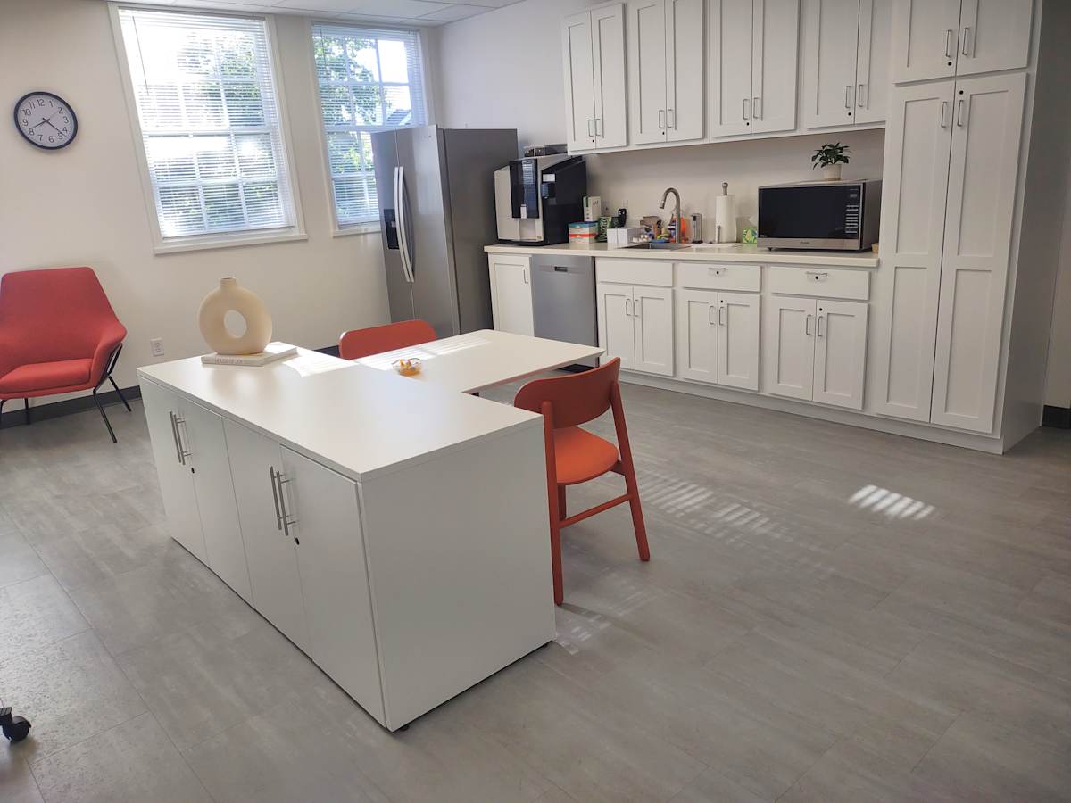 2800 W. 76 Country Blvd. photo 2
