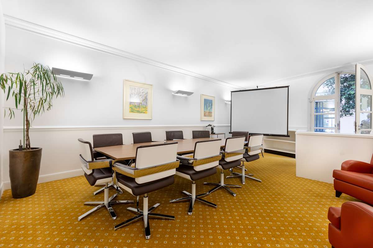 Regus - Levallois-Perret, 27 rue Bassano photo 8