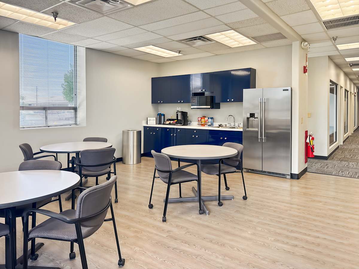 Regus - Goodyear - 1300 S Litchfield Rd photo 6