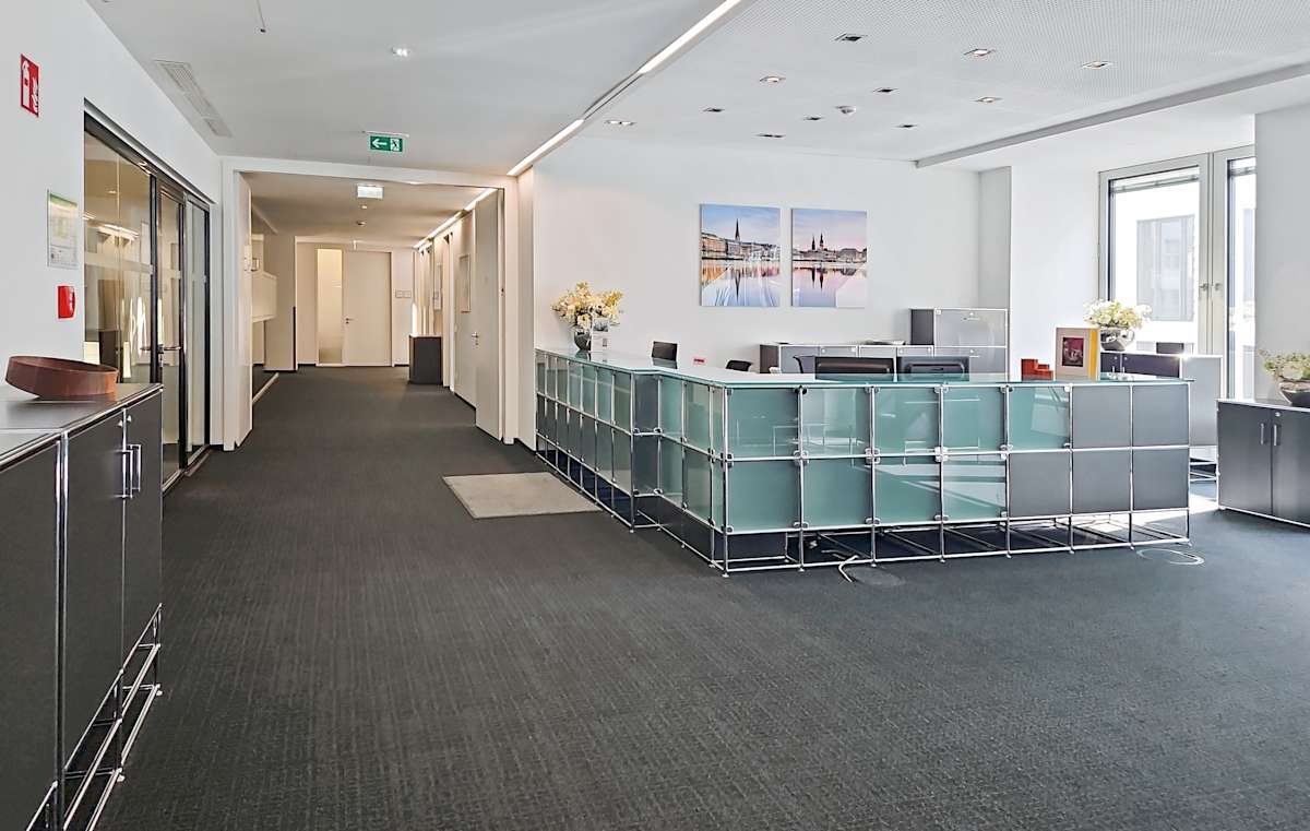 Regus Neuer Wall 50 photo 10