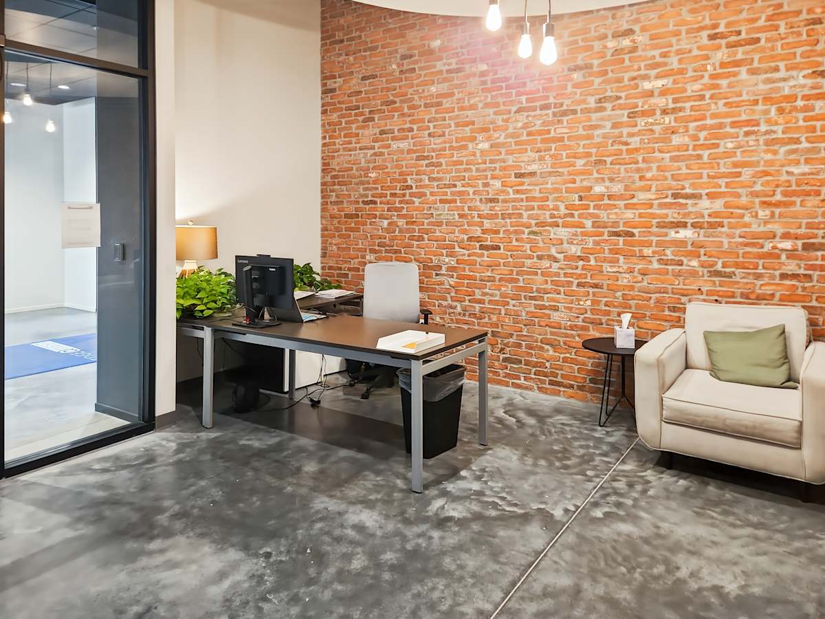 Spaces - Creve Coeur - 12645 Olive Blvd photo 12