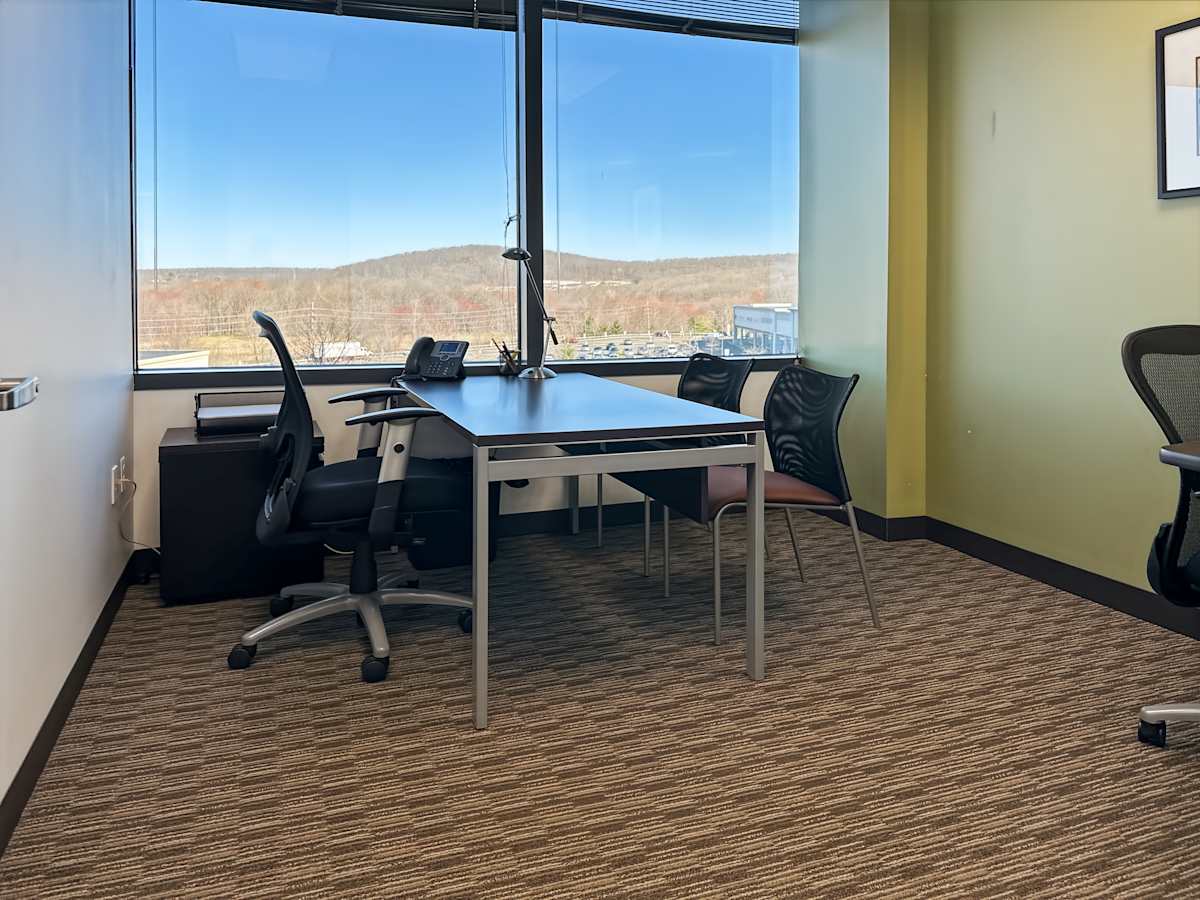 Regus - Rockaway Townsquare photo 9