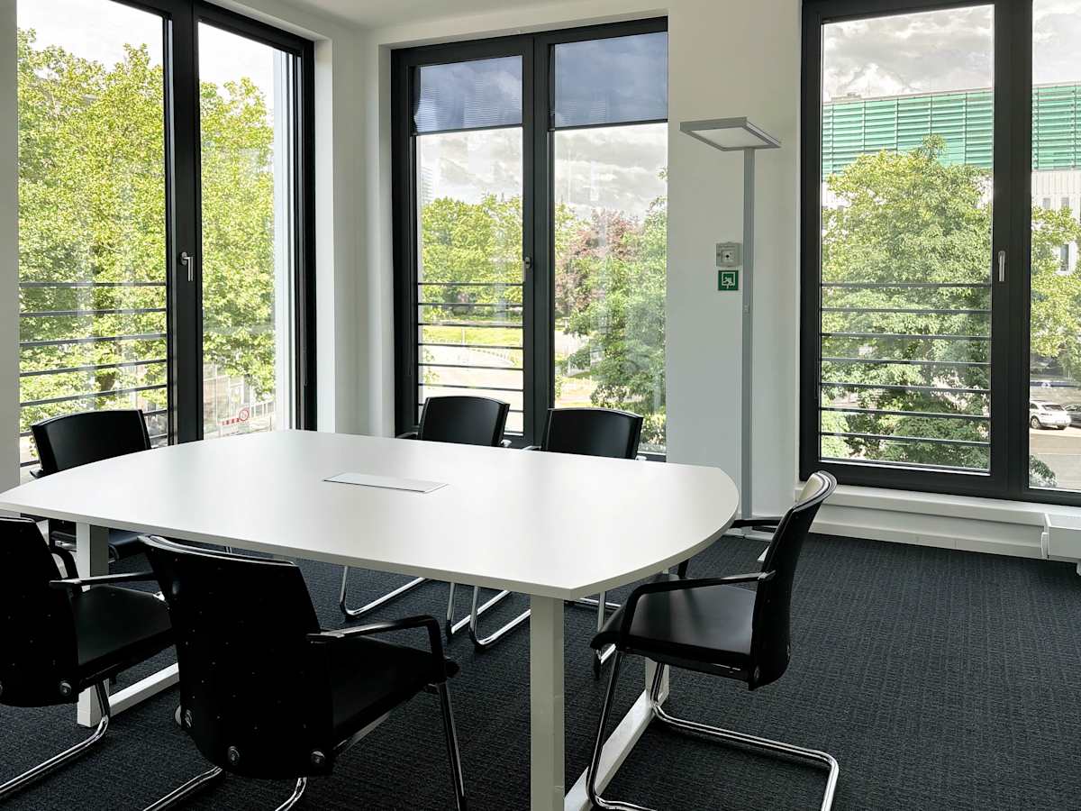 Regus Hamburg City Nord photo 6