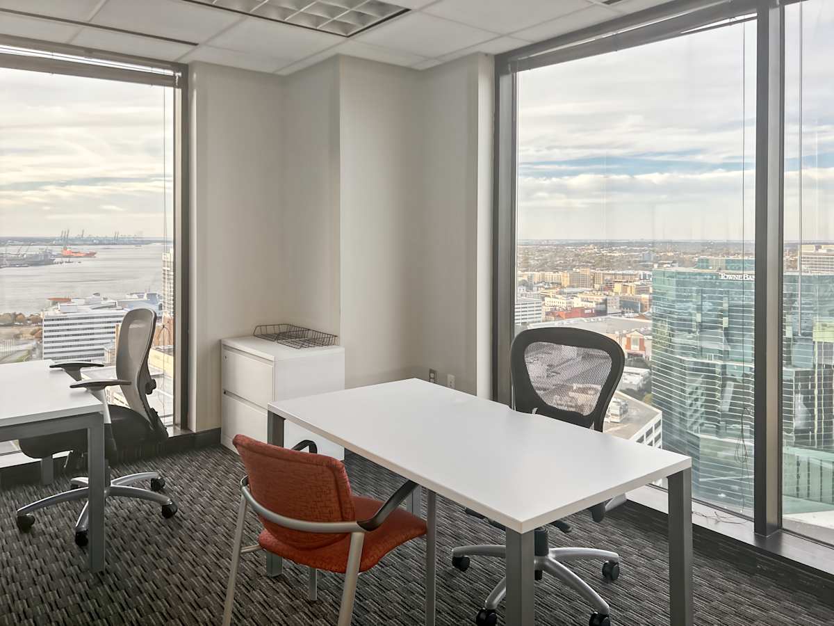 Dominion Tower photo 7