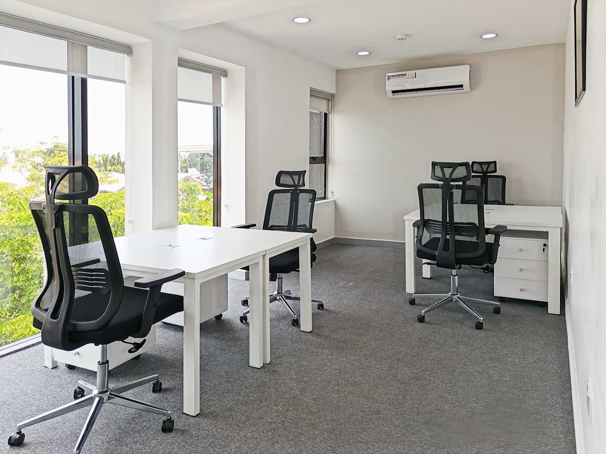 21 Admiralty Way photo 6