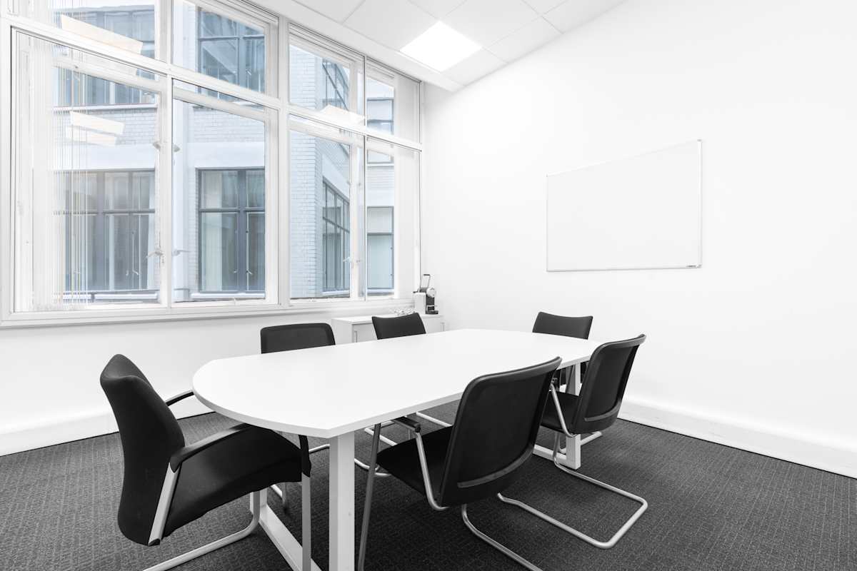 Regus - London, Golden Cross House photo 9