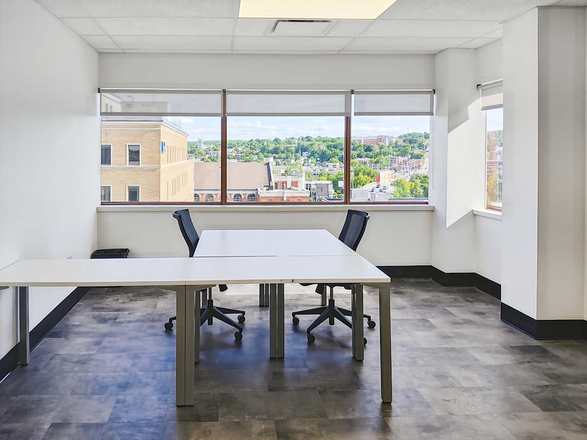 Regus - Sherbrooke, 455 King Street West photo 8