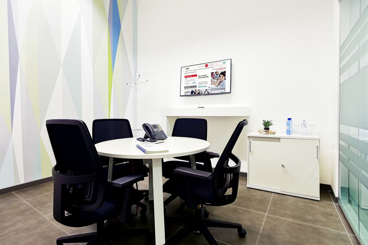 Regus - Bergamo, Viale Papa Giovanni XXIII photo 11