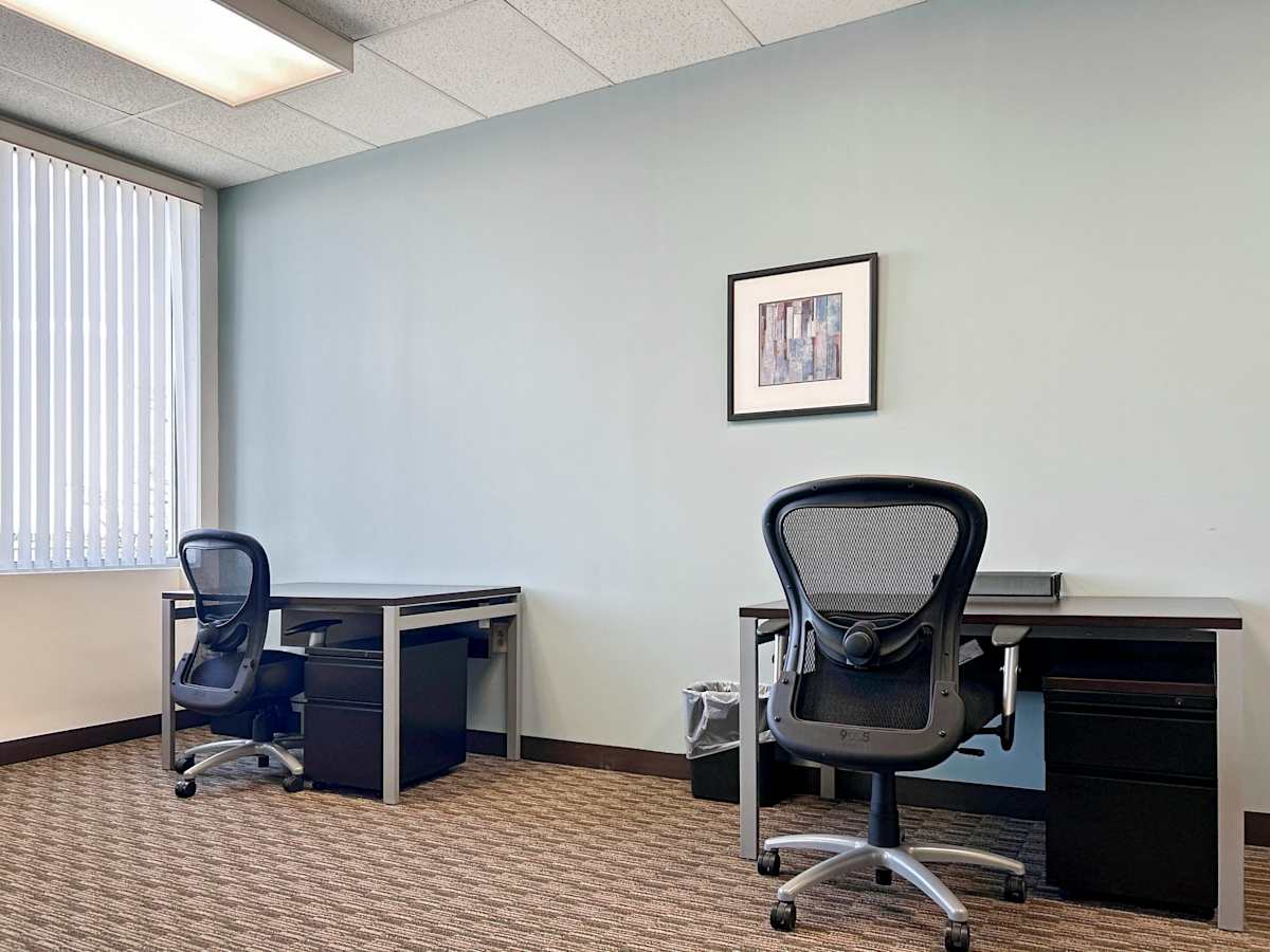 Central Park Corporate Center photo 12