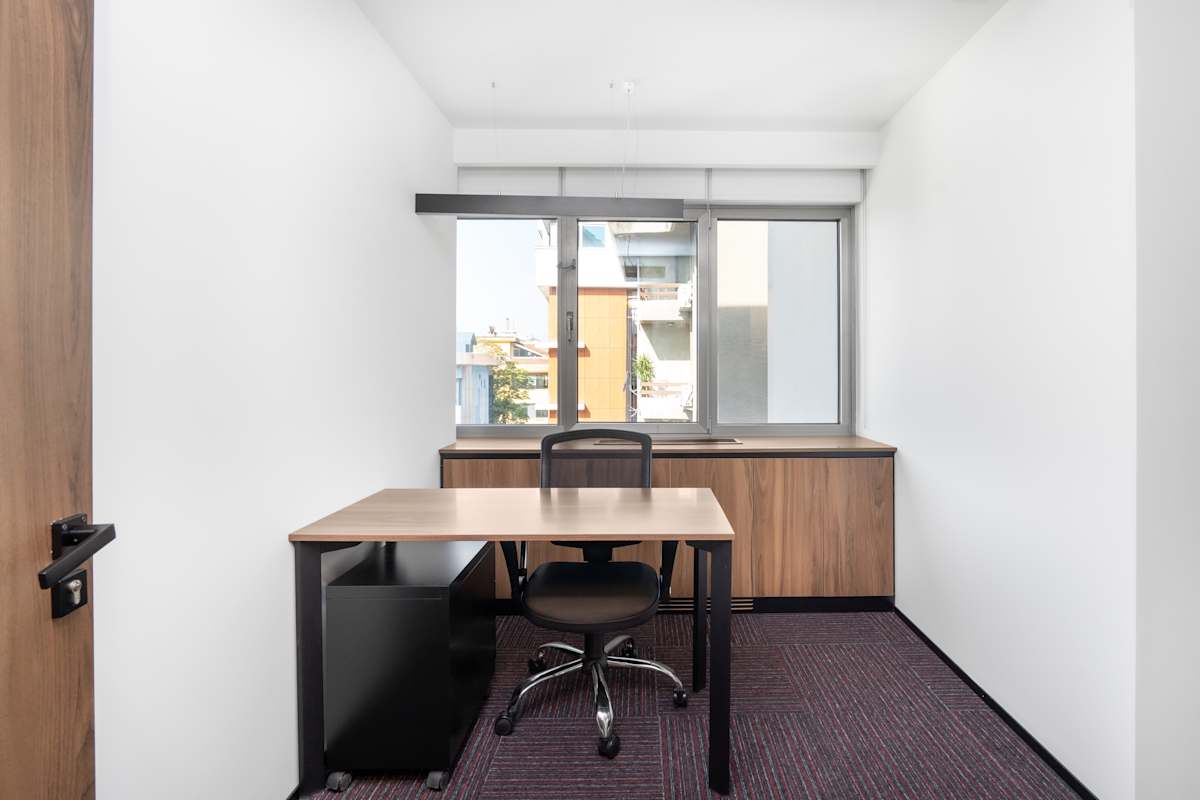 Regus - Kore Şehitleri photo 7
