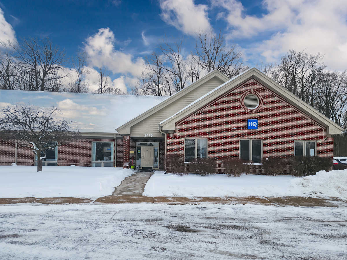 2479 Woodlake Circle photo 1