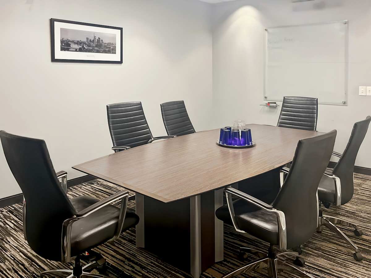 151 Yonge Street photo 9