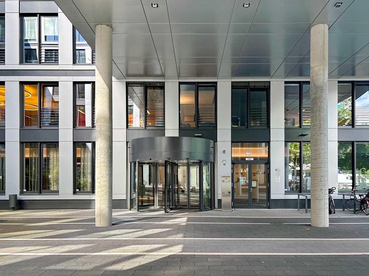 Regus Hamburg City Nord photo 1