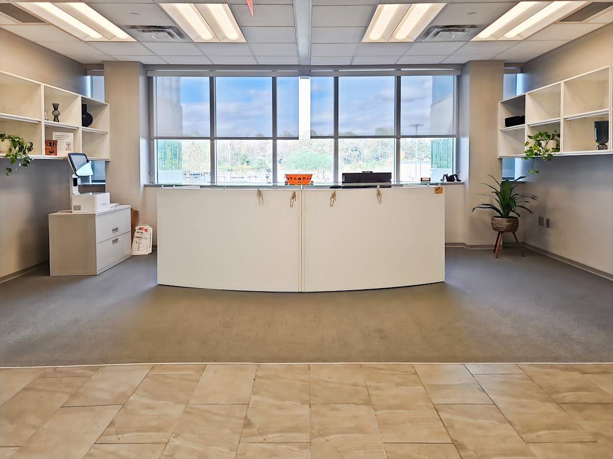 KMG Building photo 3
