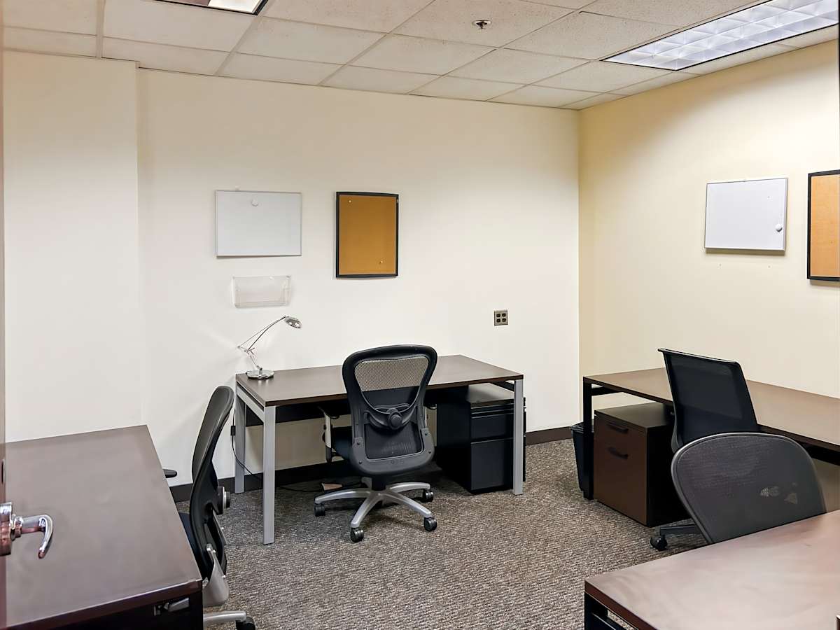 Derby Corporate Center photo 8