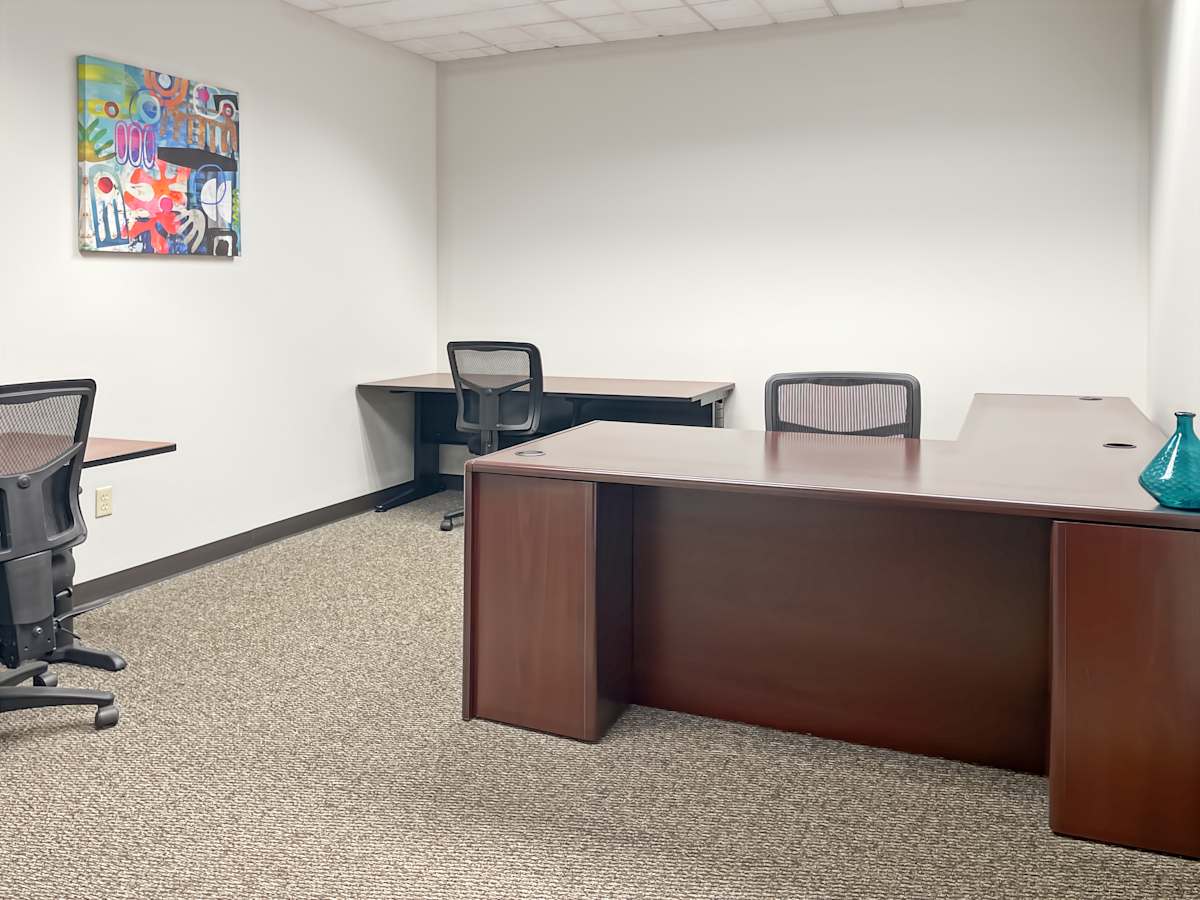 Regus - Tulsa, Sheridan Road photo 4