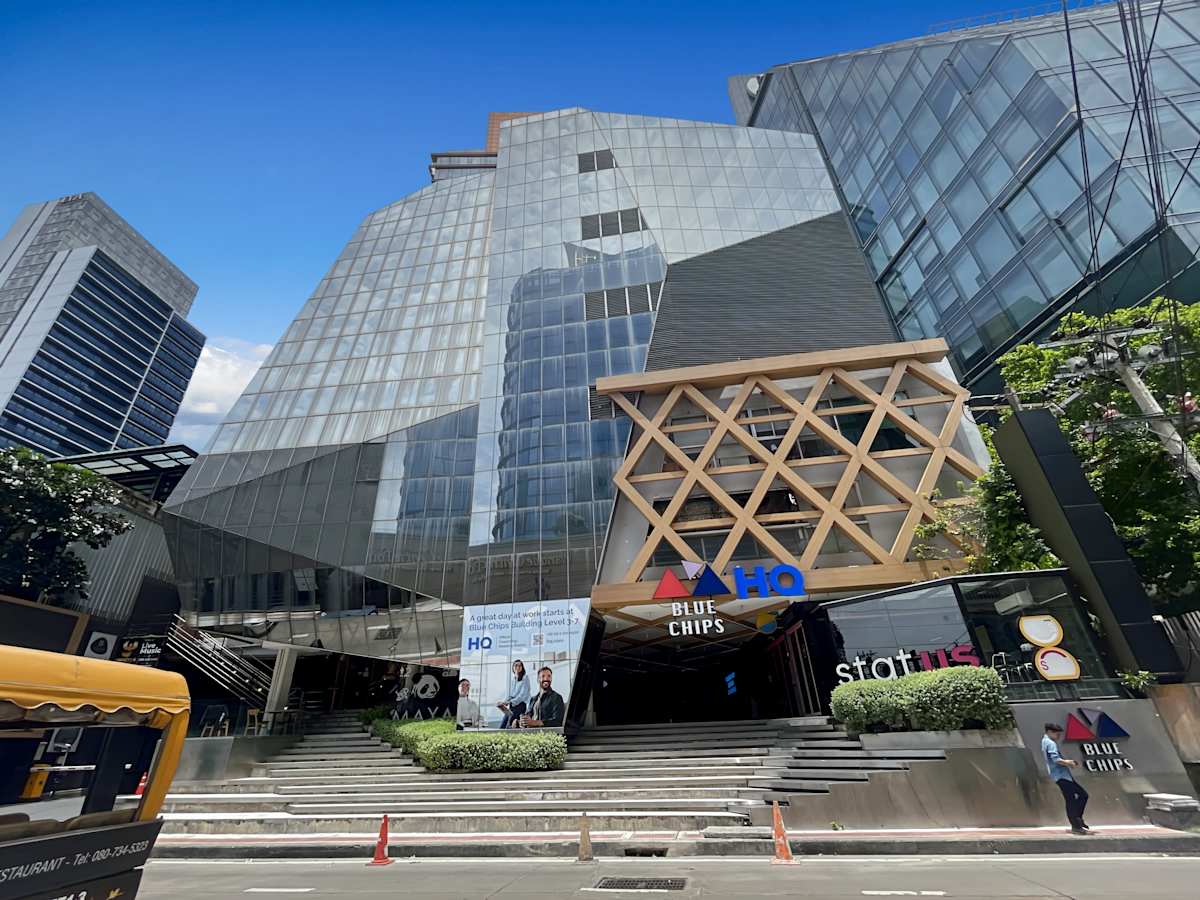 Blue Chips Building photo 9