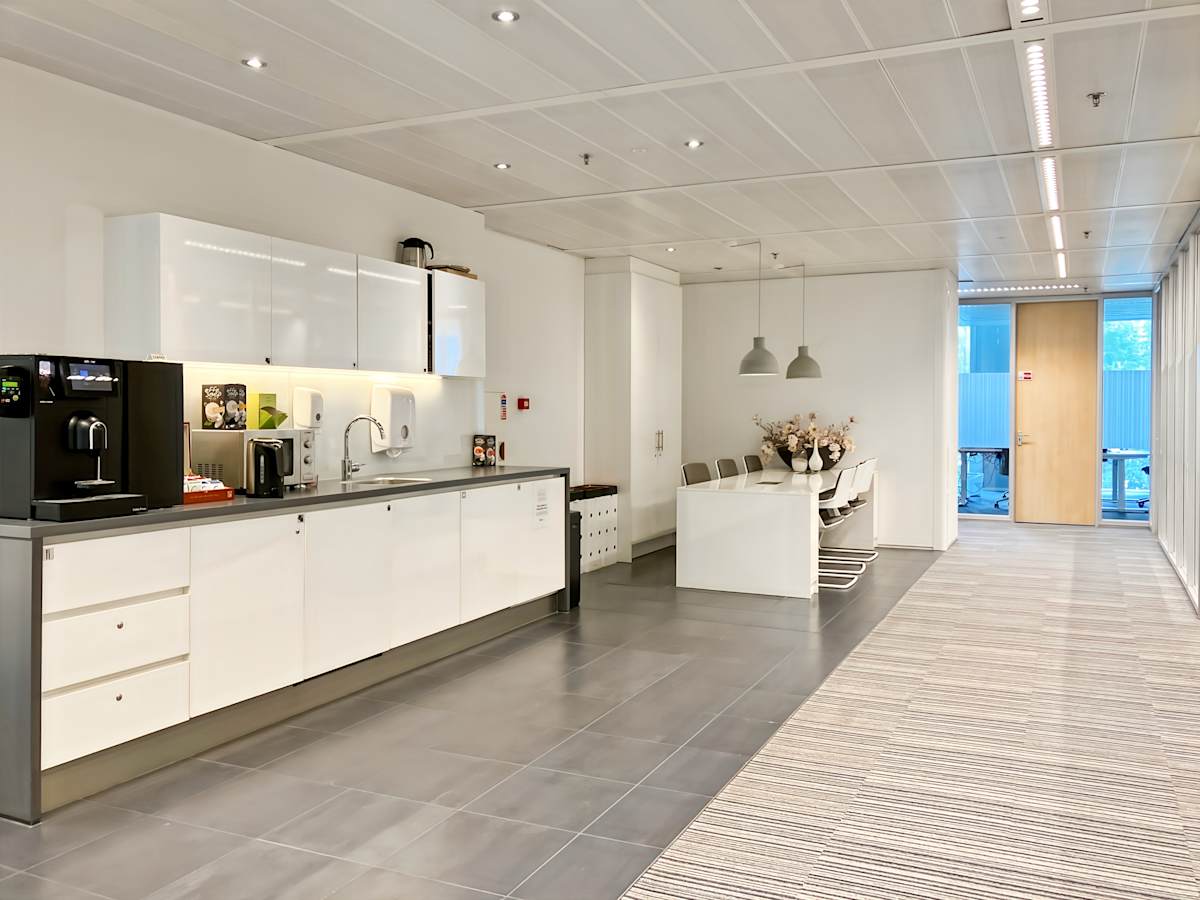 World Trade Centre Amsterdam Tower H photo 11