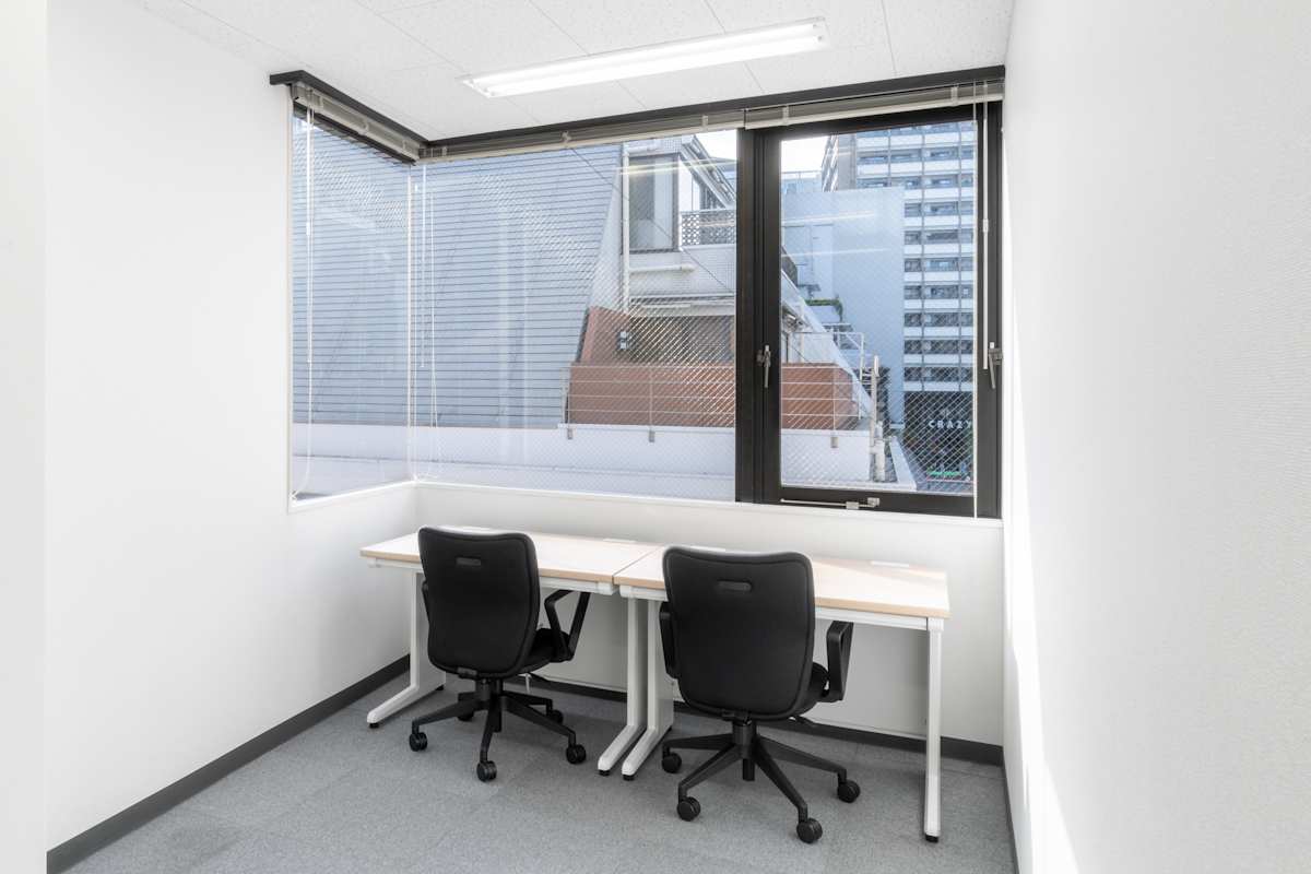 Regus - Shibuya Miyata Building photo 2