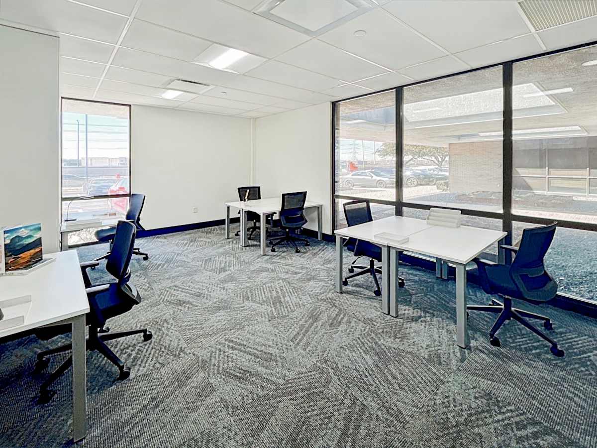 Regus - Garland - 13509 Lyndon B Johnson Fwy photo 6