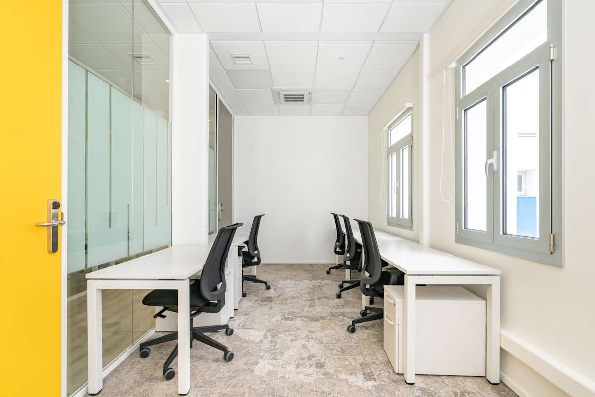 Regus - Thessaloniki, Karolou Ntel photo 2