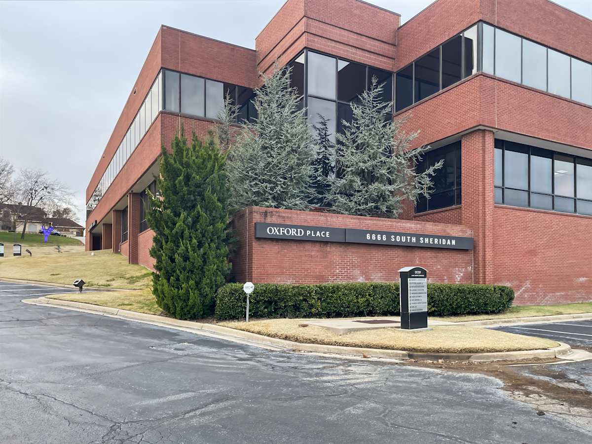 Regus - Tulsa, Sheridan Road