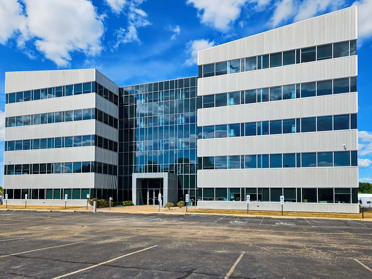 KMG Building photo 11