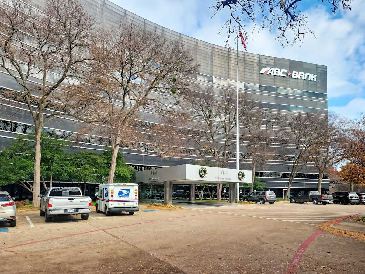 5050 Quorum Drive photo 1