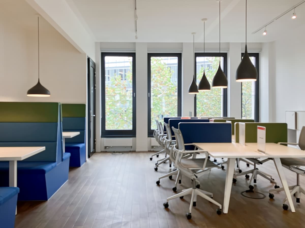 Regus - Hamburg, Altona photo 8