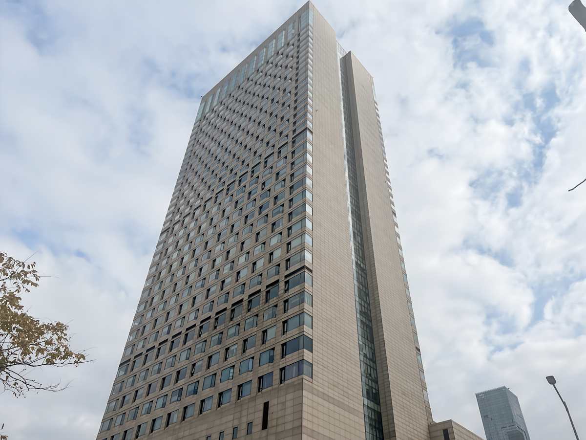 Junlai Square photo 1