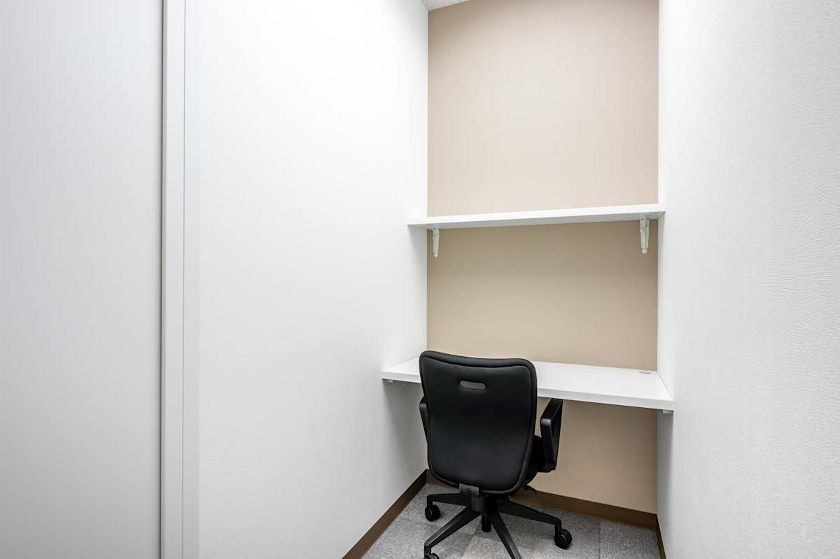 Regus - Kitakyushu Toyo Building photo 7