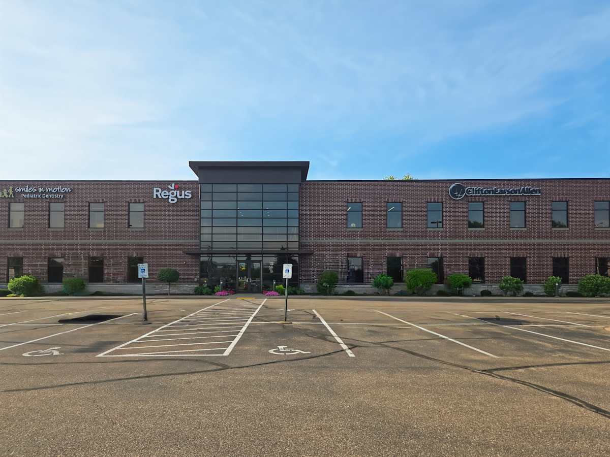 3402 Oakwood Mall Dr