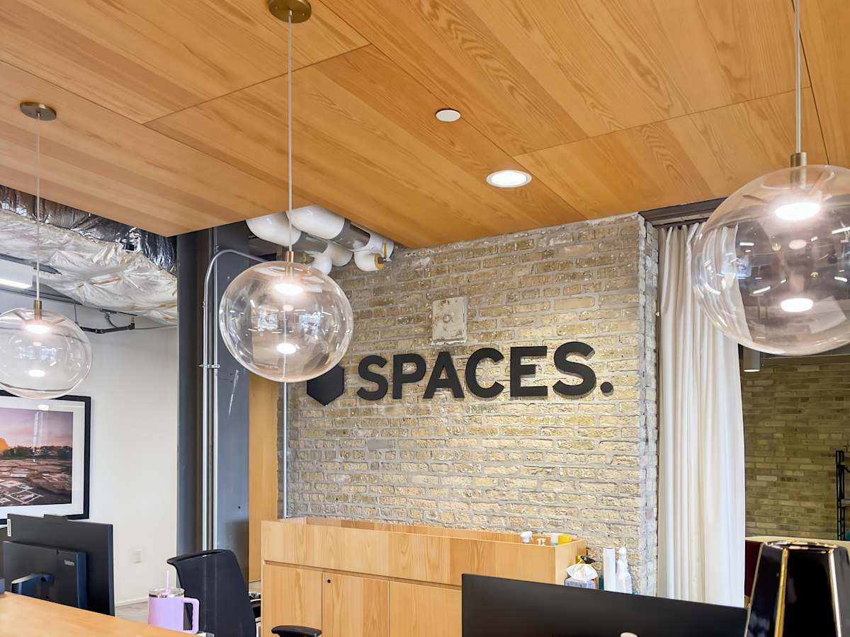 Spaces - 1433 North Water Street photo 3