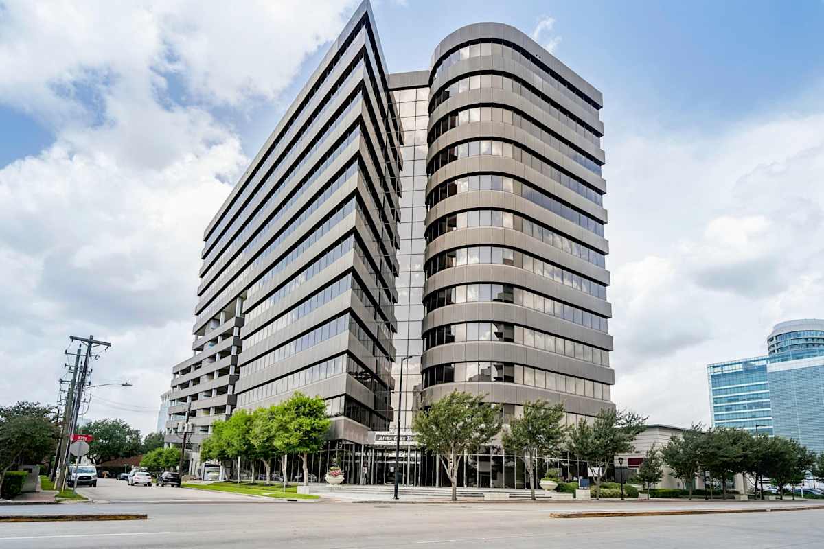 River Oaks Tower photo 1