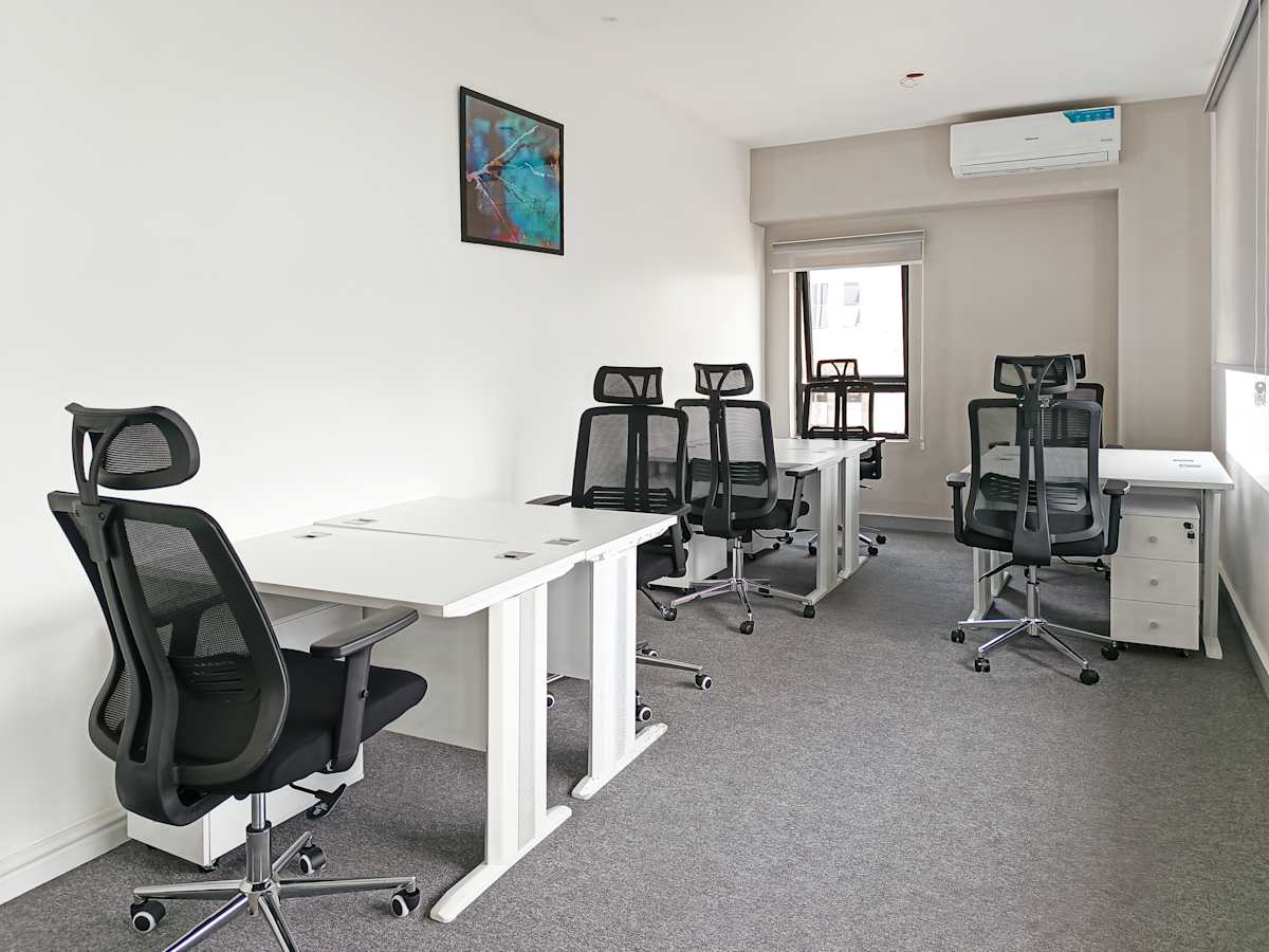 21 Admiralty Way photo 10