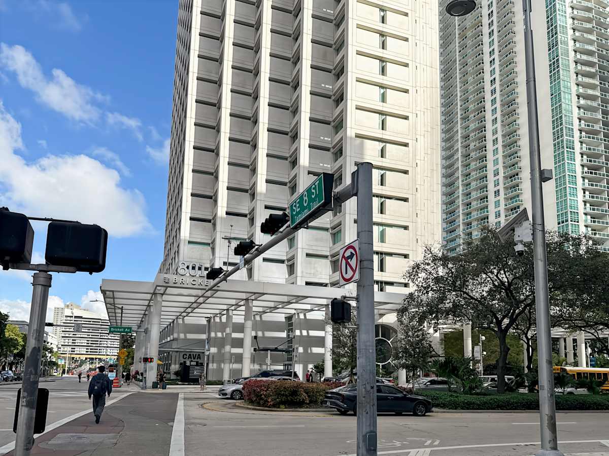 Spaces - Miami - 801 Brickell photo 5