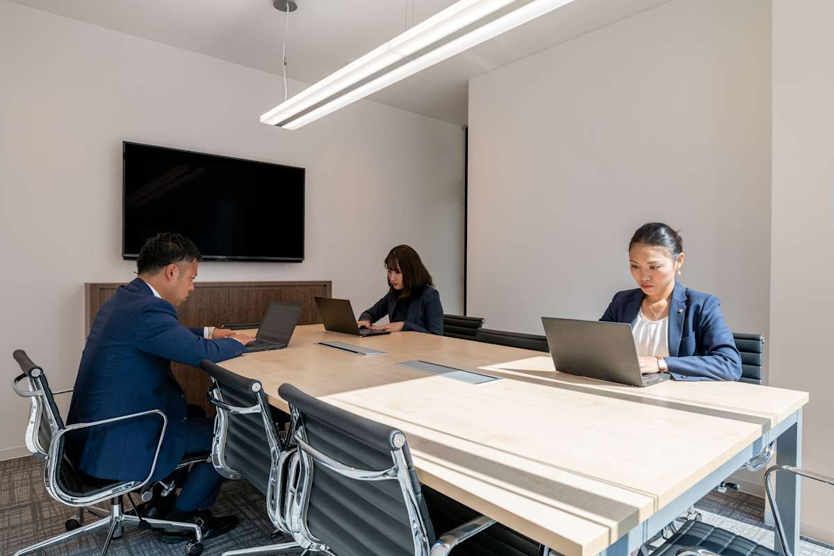 Regus - Shinwa KI Building photo 7