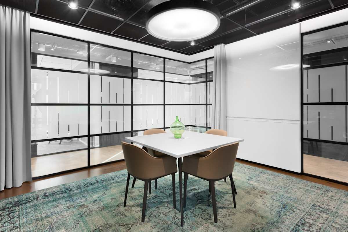 Park Avenue photo 3