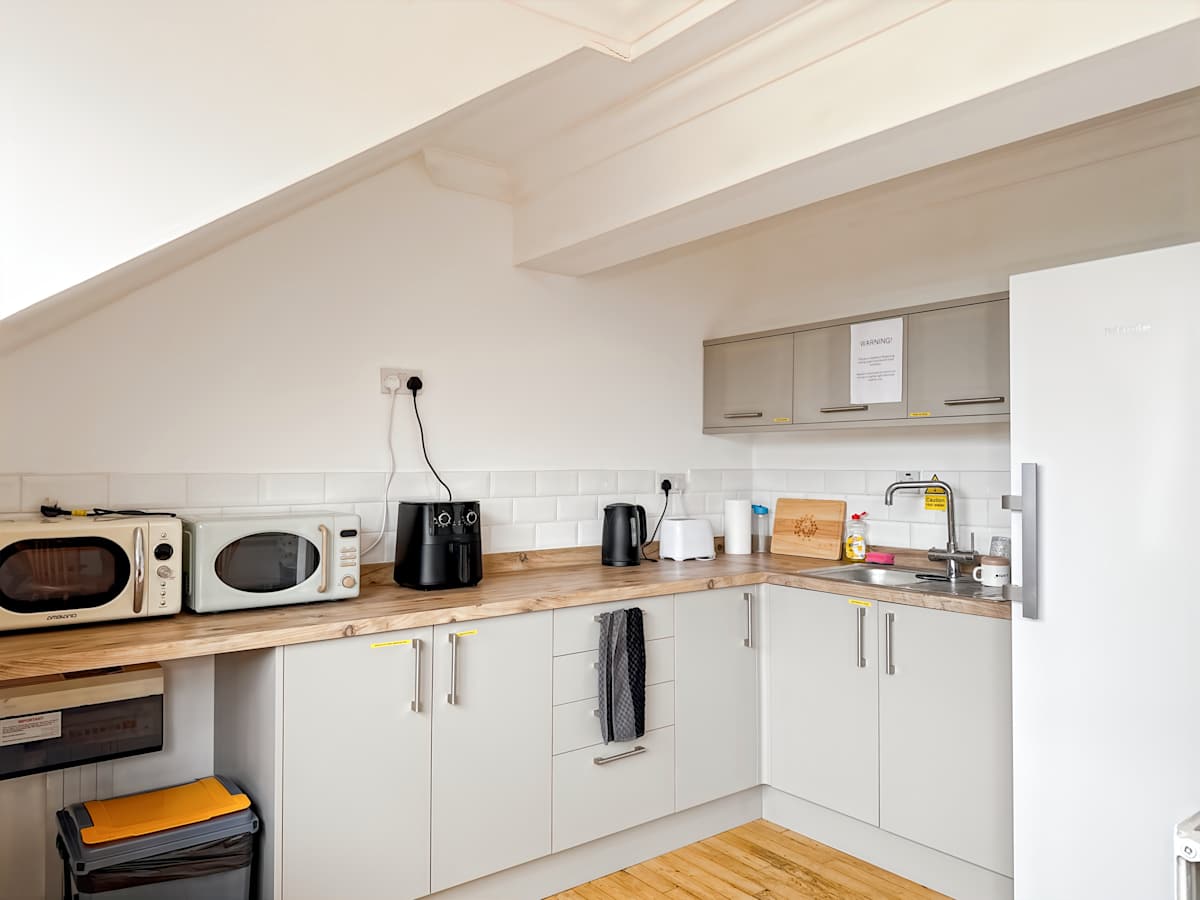 Independent House photo 4
