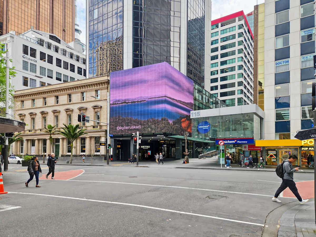 125 Queen Street photo 1