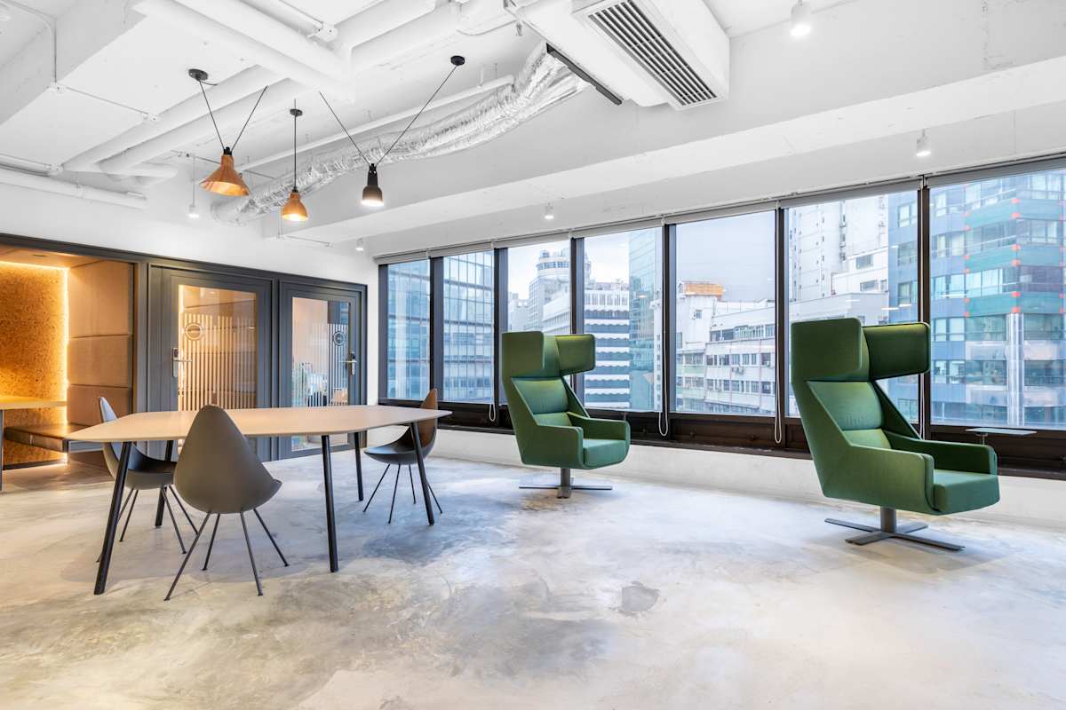 700 Nathan Road photo 2
