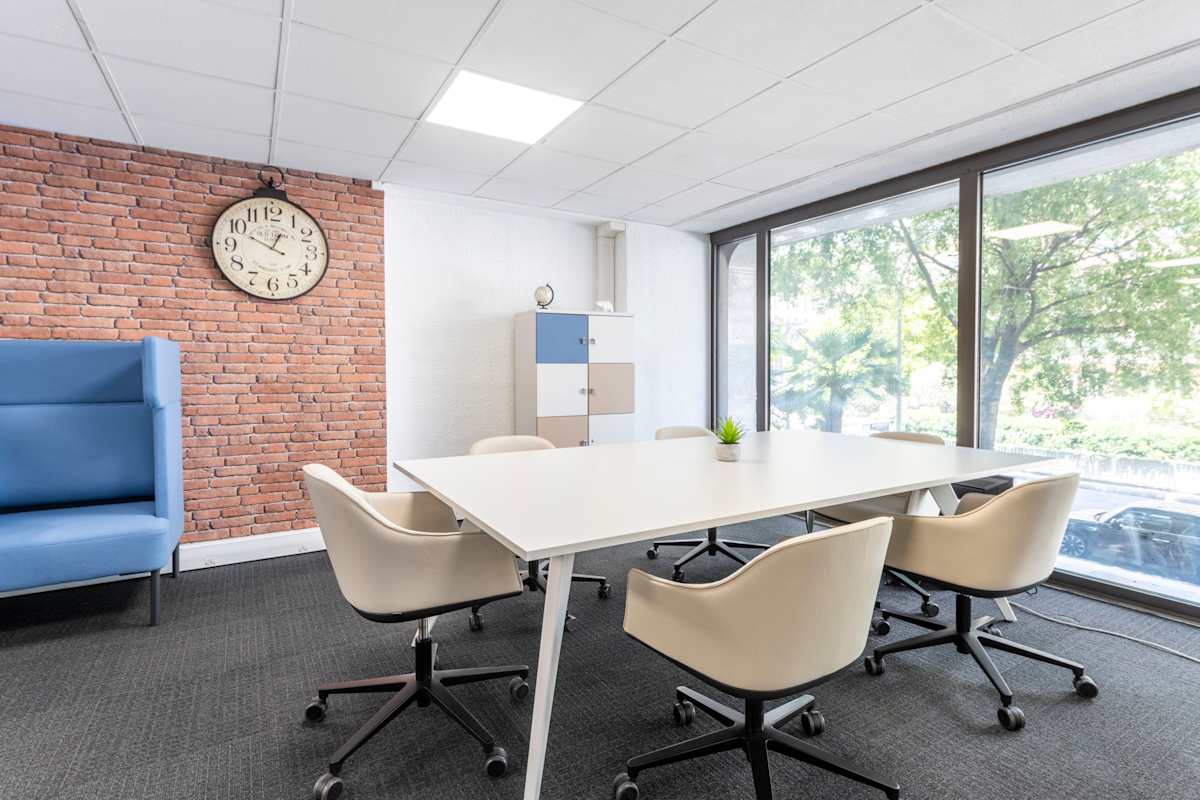 Regus - Nice, Le Consul photo 4