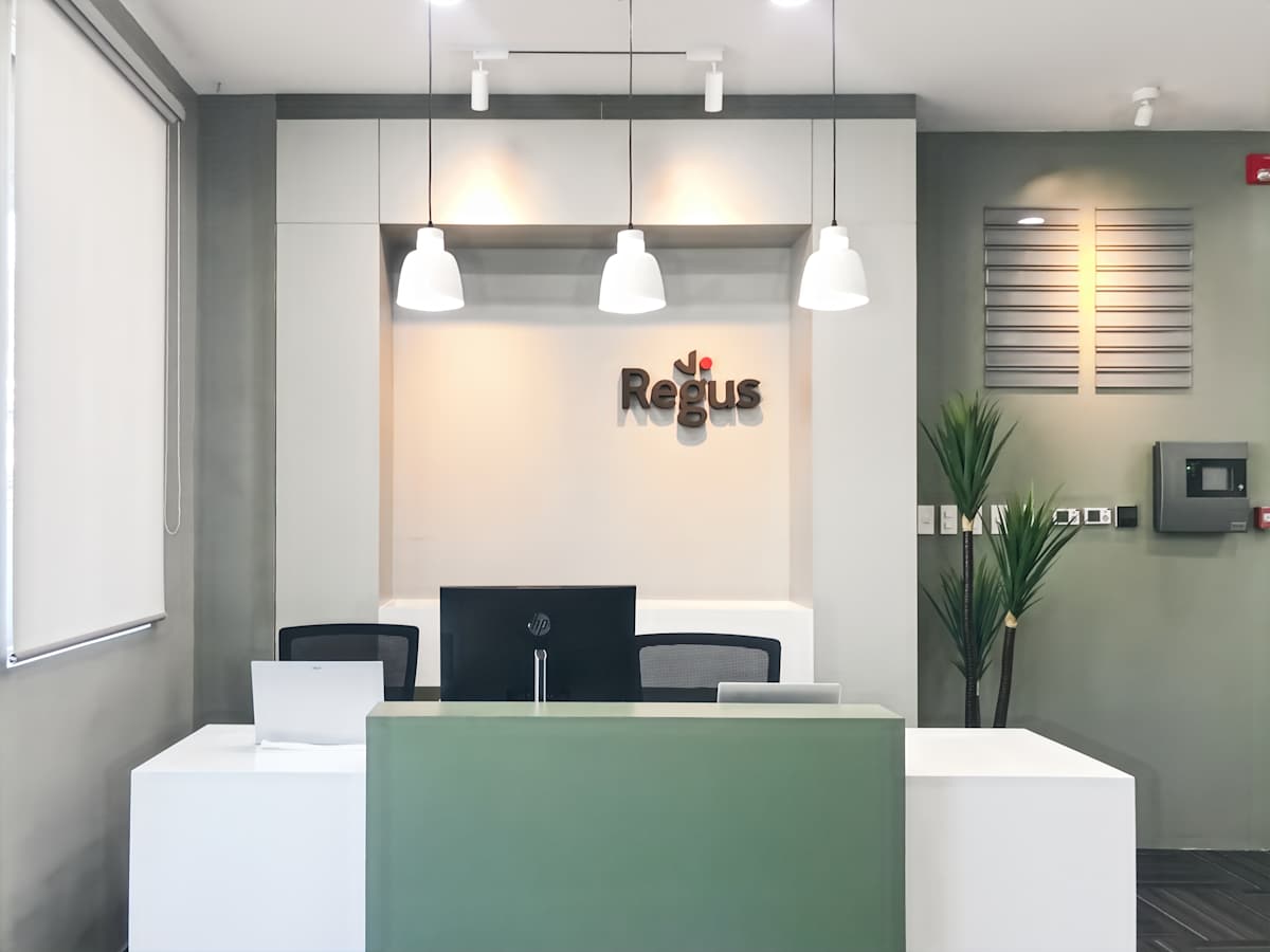 Regus - South Supermarket photo 4
