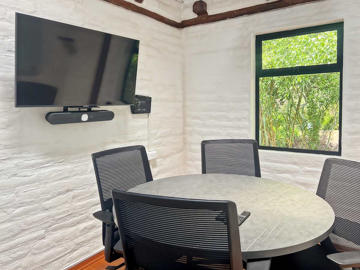 Regus - Cumbaya photo 10
