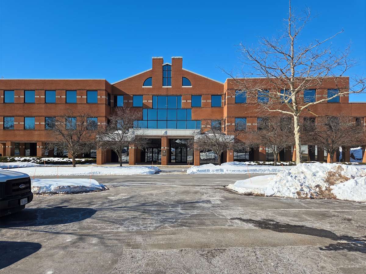 1 Crossroads Dr photo 1