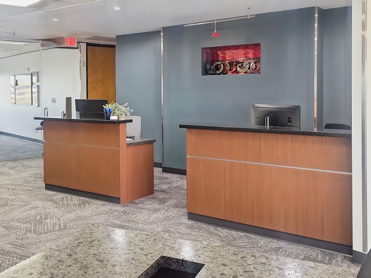 5050 Quorum Drive photo 2