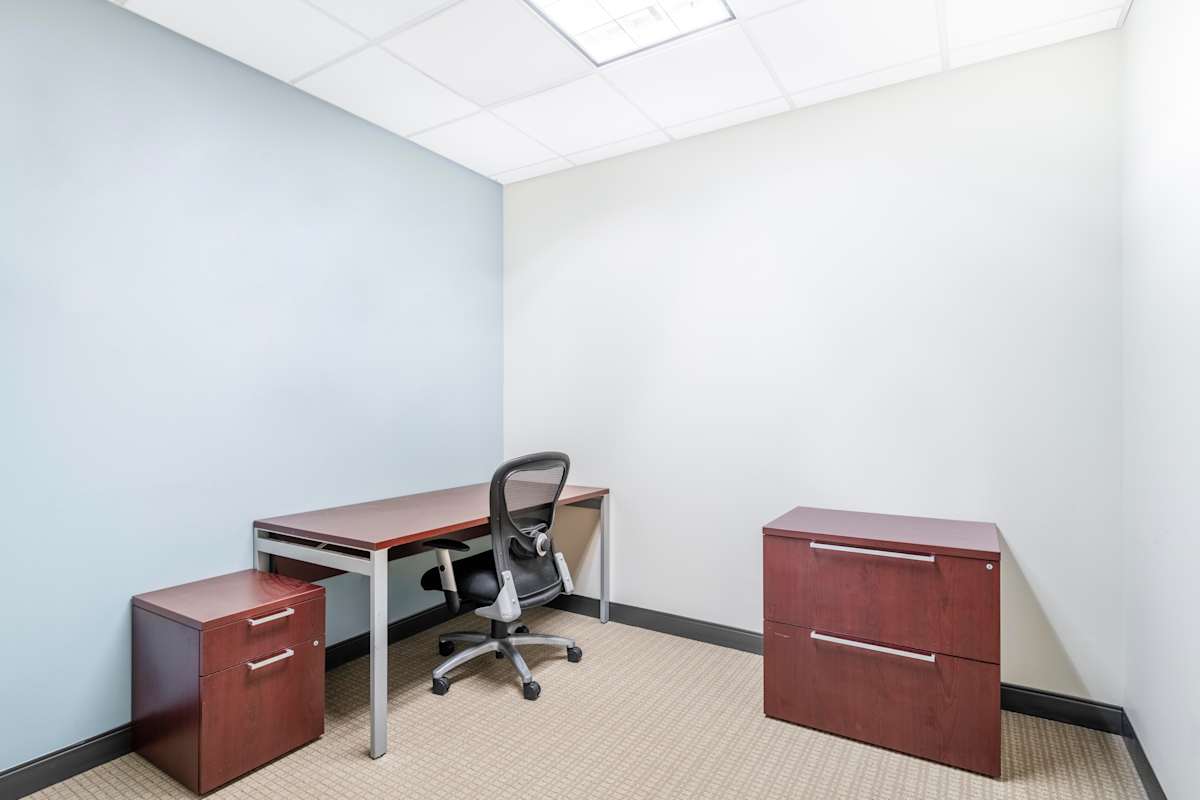 303 Wyman Street photo 2