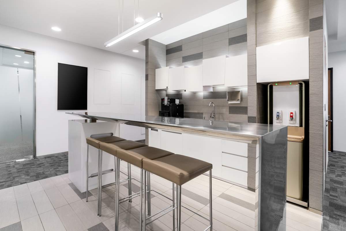 Regus - Chamtime Plaza photo 5
