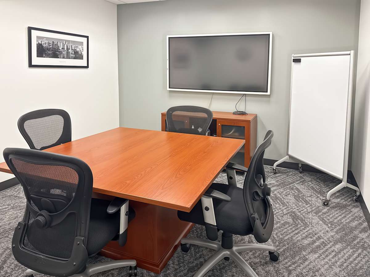 Regus - The Village at Meridian photo 5